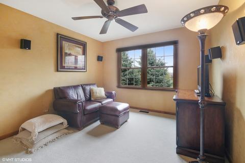 2 Clover Ct, Algonquin, IL 60102 photo 13
