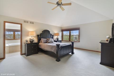 2 Clover Ct, Algonquin, IL 60102 photo 10