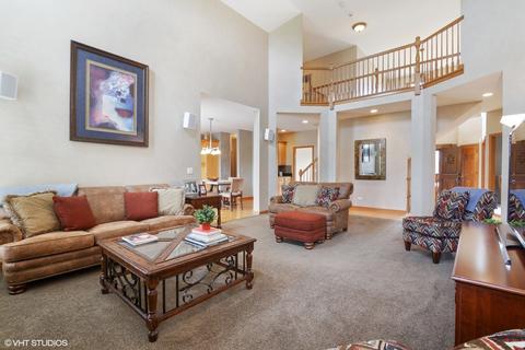 2 Clover Ct, Algonquin, IL 60102 photo 7
