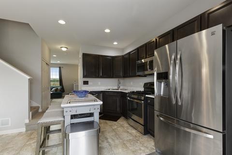 4022 Pompton Ct, Elgin, IL 60124 photo 9