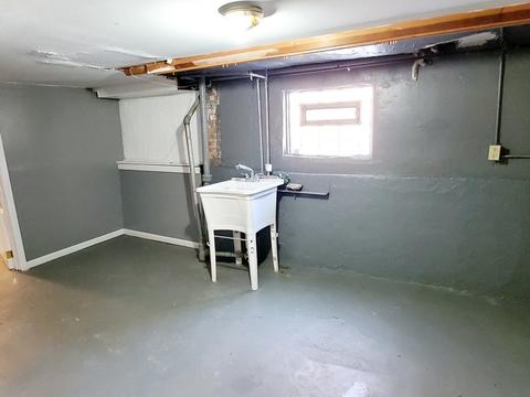 647 E 90th Pl, Chicago, IL 60619 photo 13
