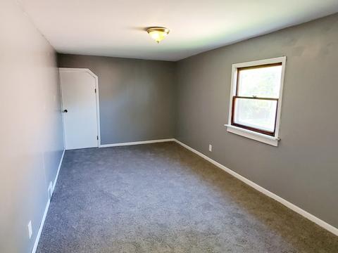 647 E 90th Pl, Chicago, IL 60619 photo 10