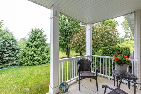 1002 Pinehurst Ct, Elgin, IL 60124 photo 20