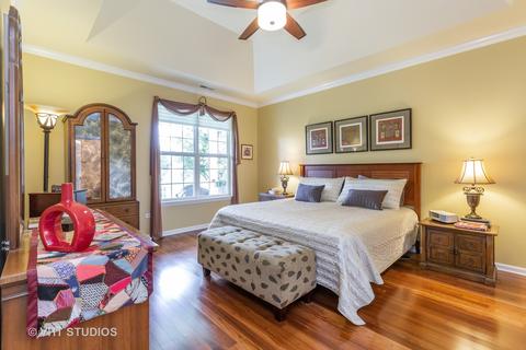 1002 Pinehurst Ct, Elgin, IL 60124 photo 11