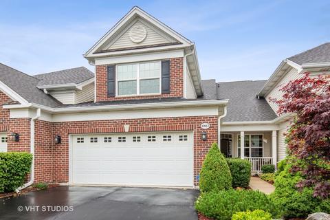 1002 Pinehurst Ct, Elgin, IL 60124 photo 1