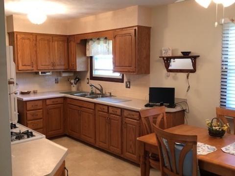 1315 Rutledge Rd, Bloomington, IL 61704 photo 4
