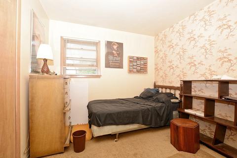 5706 Albert Dr, Oak Forest, IL 60452 photo 9