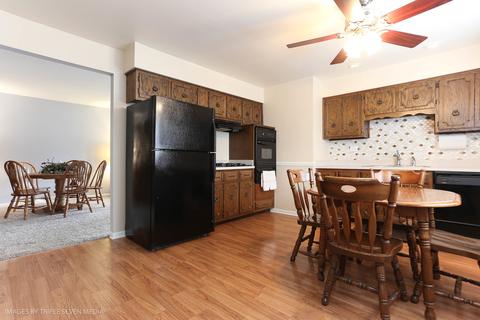 7716 Normandy Ave, Burbank, IL 60459 photo 8