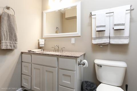 7716 Normandy Ave, Burbank, IL 60459 photo 19