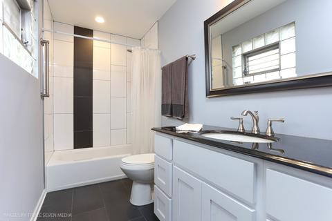 7716 Normandy Ave, Burbank, IL 60459 photo 18