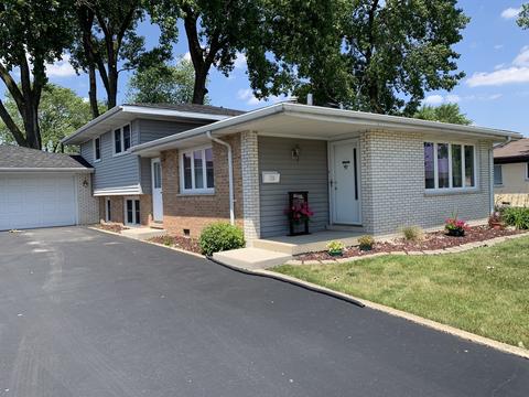 7716 Normandy Ave, Burbank, IL 60459 photo 3