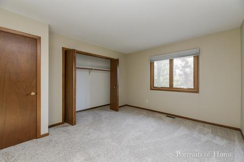 2247 Lakeside Dr, Aurora, IL 60504 photo 14