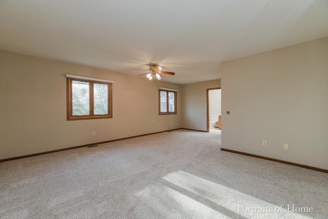 2247 Lakeside Dr, Aurora, IL 60504 photo 12