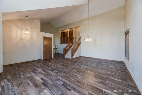 2247 Lakeside Dr, Aurora, IL 60504 photo 4