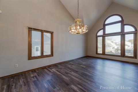 2247 Lakeside Dr, Aurora, IL 60504 photo 5