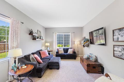 1716 Melbourne Ln, Aurora, IL 60504 photo 6