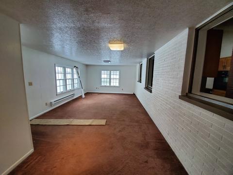 16610 Carroll Rd, Morrison, IL 61270 photo 2