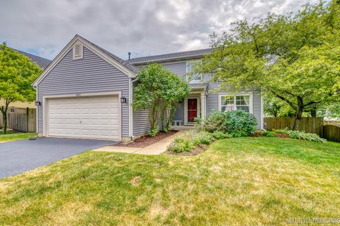 1657 Grantham Ln N, Aurora, IL 60503 photo 1