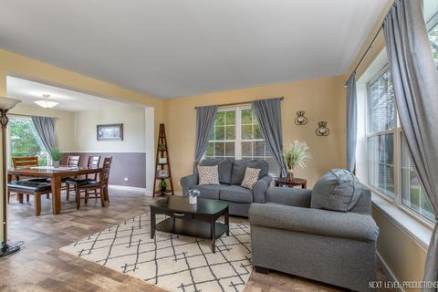 1657 Grantham Ln N, Aurora, IL 60503 photo 5