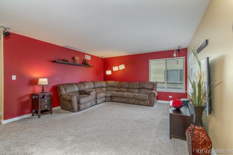 1657 Grantham Ln N, Aurora, IL 60503 photo 10