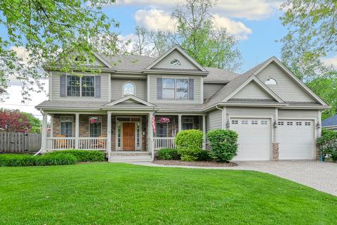914 Crest St, Wheaton, IL 60189 photo 1