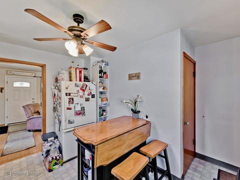 211 N Elroy Ave, Bartlett, IL 60103 photo 7