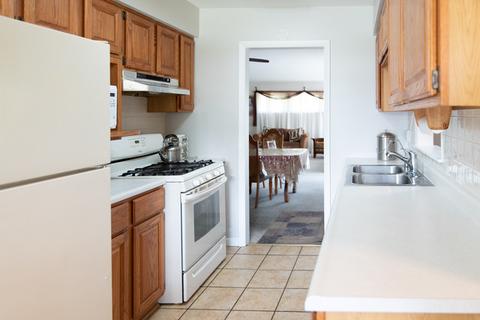 548 Meyer Ct, Aurora, IL 60506 photo 7
