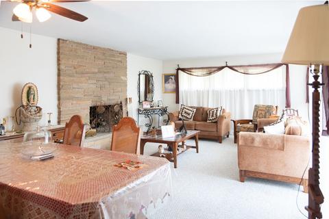 548 Meyer Ct, Aurora, IL 60506 photo 9