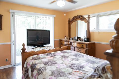 548 Meyer Ct, Aurora, IL 60506 photo 24