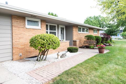 548 Meyer Ct, Aurora, IL 60506 photo 4
