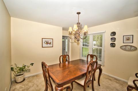 2885 Weld Rd, Elgin, IL 60124 photo 12
