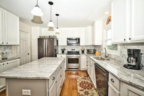 2885 Weld Rd, Elgin, IL 60124 photo 4