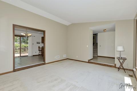 3108 W Lorient Dr, Mchenry, IL 60050 photo 6