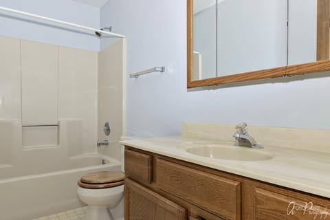 3108 W Lorient Dr, Mchenry, IL 60050 photo 15