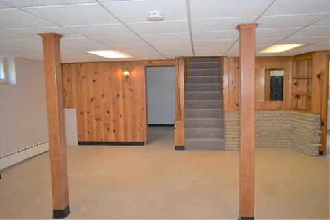 804 N Center St, Mchenry, IL 60050 photo 16