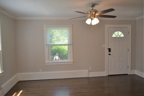 804 N Center St, Mchenry, IL 60050 photo 6