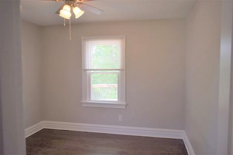 804 N Center St, Mchenry, IL 60050 photo 11