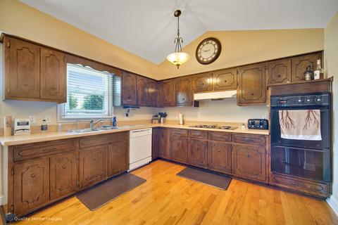 15112 S Thomas Ct, Plainfield, IL 60544 photo 4
