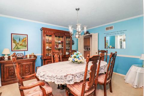 901 Rhymer Dr, Normal, IL 61761 photo 4