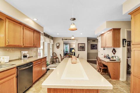 901 Rhymer Dr, Normal, IL 61761 photo 13