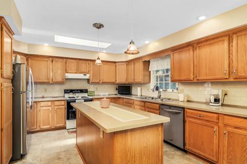 901 Rhymer Dr, Normal, IL 61761 photo 16
