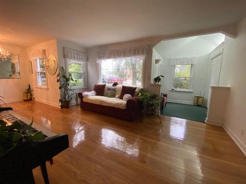 614 Meadow Dr, Glenview, IL 60025 photo 4
