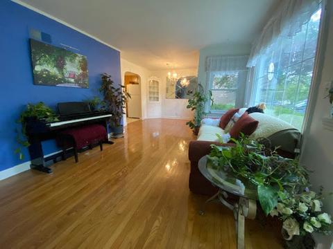 614 Meadow Dr, Glenview, IL 60025 photo 2