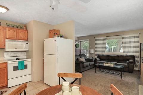 4 Norwood Dr, Normal, IL 61761 photo 9