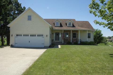 23159 Hazel Rd, Sterling, IL 61081 photo 1
