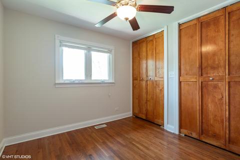 655 Flagstaff Ln, Hoffman Estates, IL 60169 photo 16