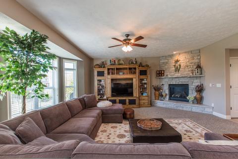 7 Flint Ct, Bloomington, IL 61705 photo 10