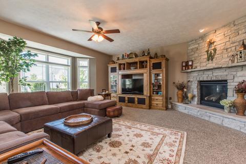 7 Flint Ct, Bloomington, IL 61705 photo 9
