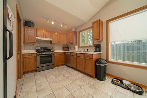 2701 E 6th St, Belvidere, IL 61008 photo 6