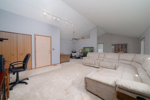 2701 E 6th St, Belvidere, IL 61008 photo 3
